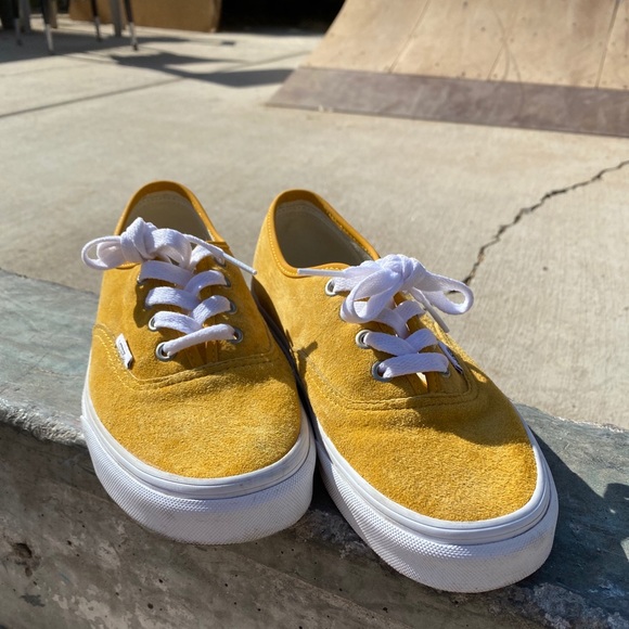 Classic Yellow Suede Authentic Vans - Picture 1 of 9